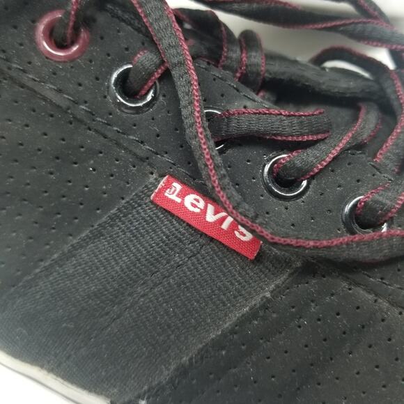 Levi's Men'a Black Low Top Sneakers Size 9.5 - Picture 5 of 8